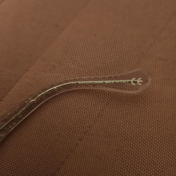 Balenciaga Clear Bubble Glasses - Picture 2 of 3